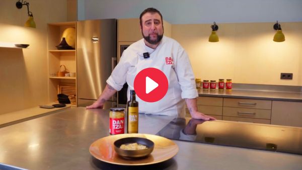 Cardo con Veloute de pistachos y trufa